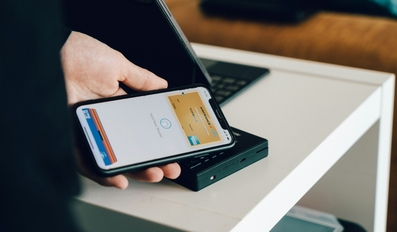 Digital Wallets Cash or Cards What Works Best in Qatar Today